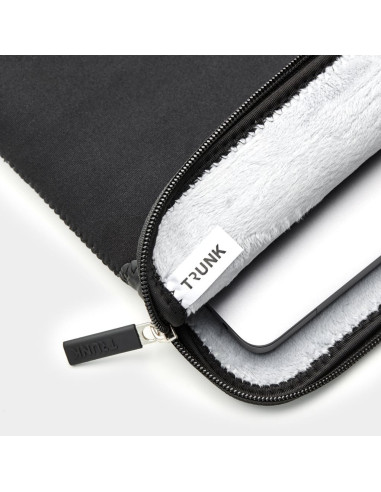 Etui Na Macbook Pro 16 Cali Trunk, Kolor Czarny