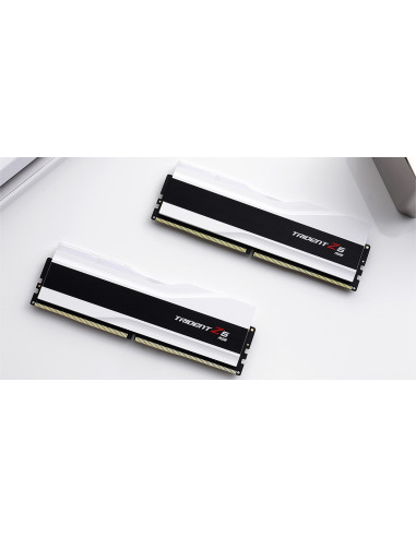 G.skill Trident Z Trident Z5 Rgb Moduł Pamięci 48 Gb 2 X 24 Gb Ddr5 8400 Mt/S 288-Pin Dimm
