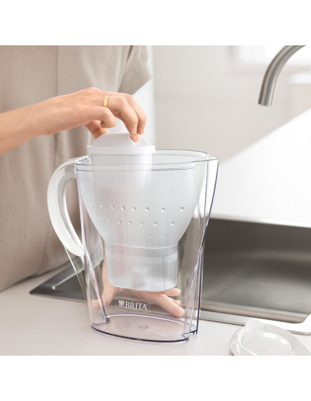 Brita Marella + 3 Maxtra Pro Pure Performance Dzbanek Z Filtrem Do Wody 2,4 L Przezroczysty, Szary