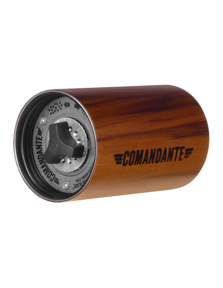 Comandante C40 Mk4 Nitro Liquid Amber
