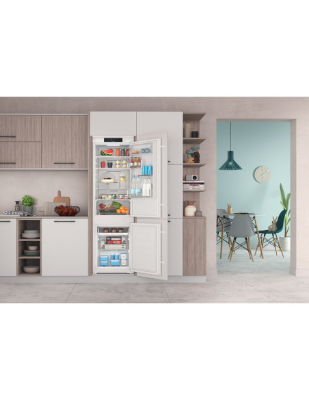 Chłodziarko-Zamrażarka Indesit Inc18 T311