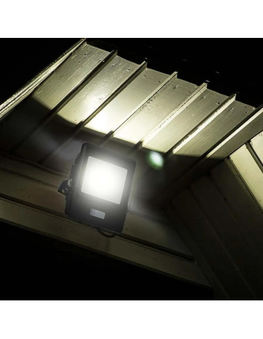 Projektor Led V-Tac Vt-138S 30W Samsung Chip Czujnik Ruchu 3000K 2340Lm (Sku 20262) Czarny
