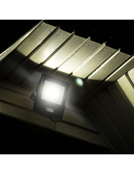 Projektor Led V-Tac Vt-138S 30W Samsung Chip Czujnik Ruchu 3000K 2340Lm (Sku 20262) Czarny
